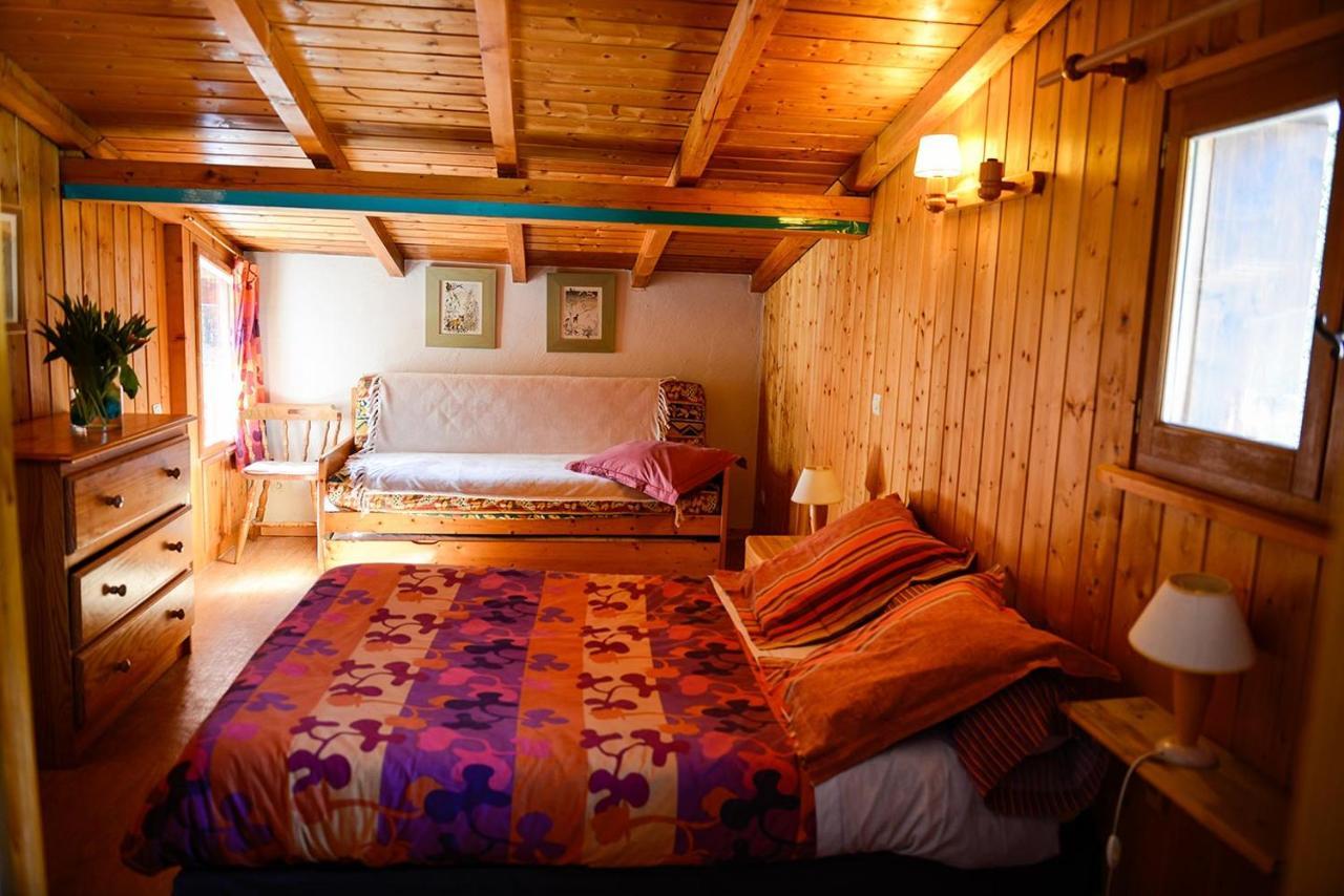 Family Room with Bathroom,1032394178:JPEG